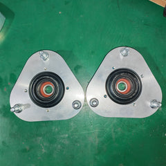Tilt adjustment plate suitable for various coilover shock absorbers
